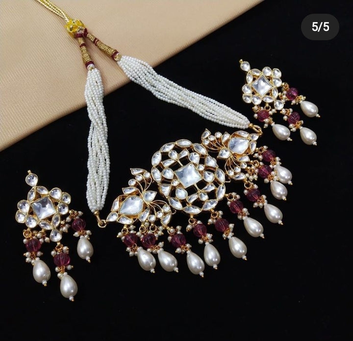 Ahmedabadi Polki Kundan Chokerset