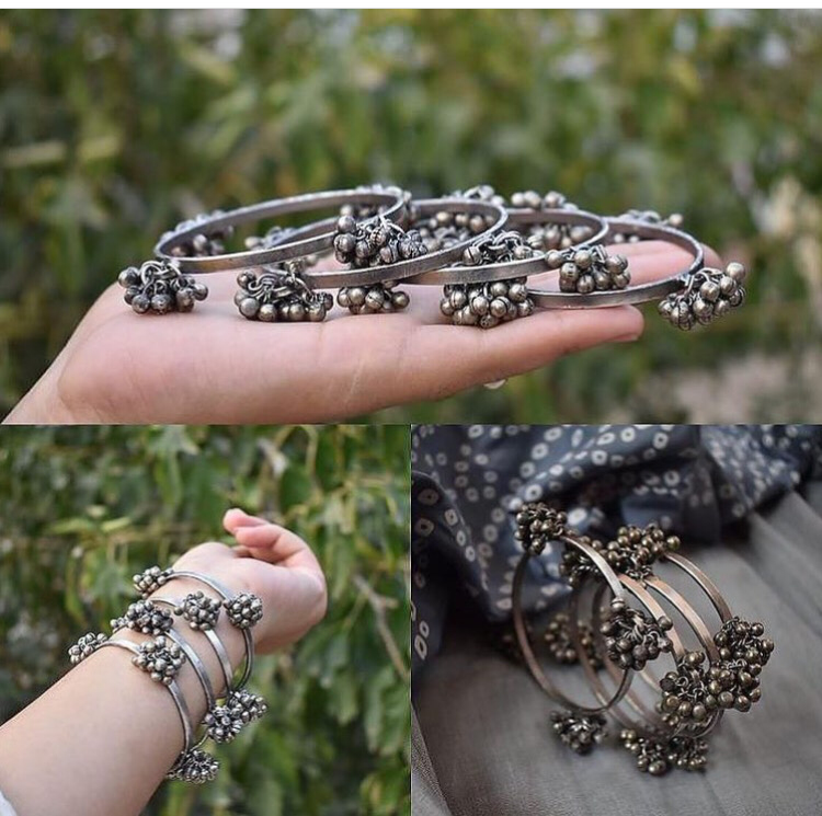 Cluster Ghungroo Bangles