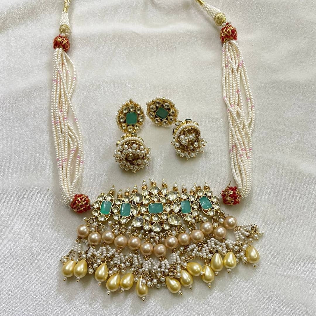 Ahmedabadi Pearls Kundan Chokerset