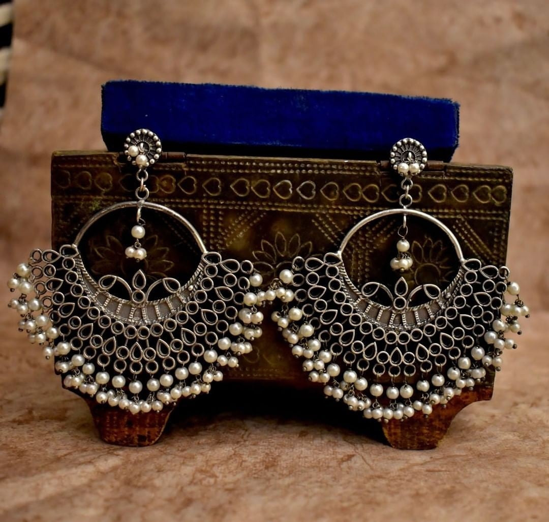 Silver Look-alike Chandbalis