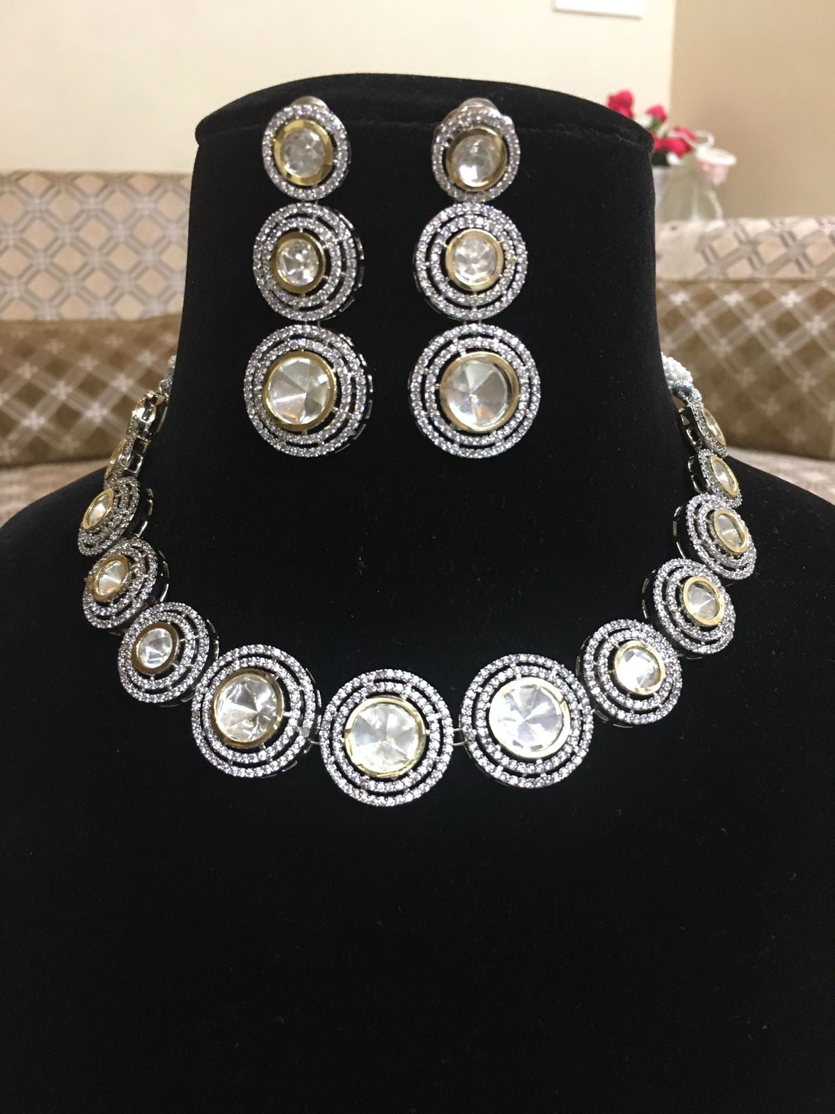 Silver Foil Kundan Choker Set