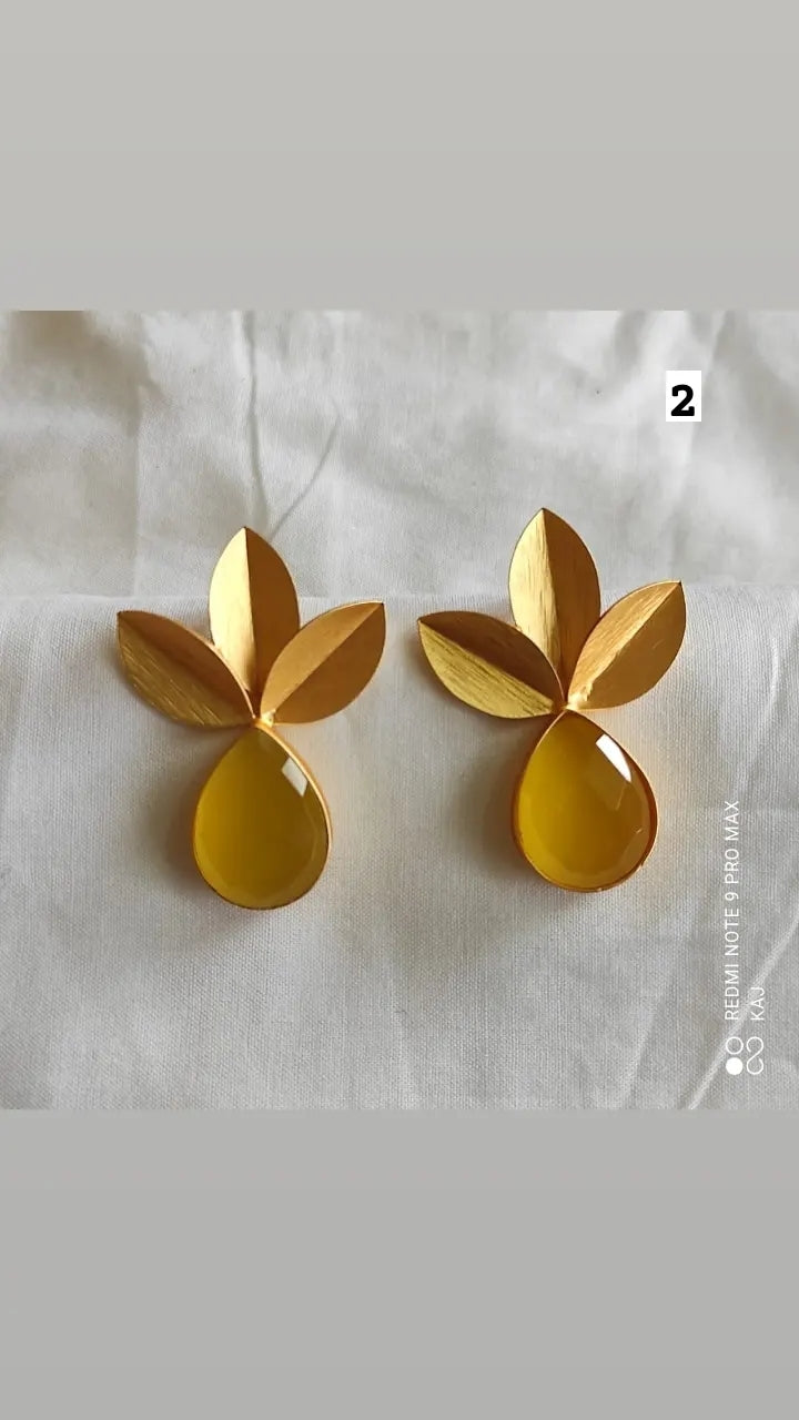 Leaf Studs With Glass Stone