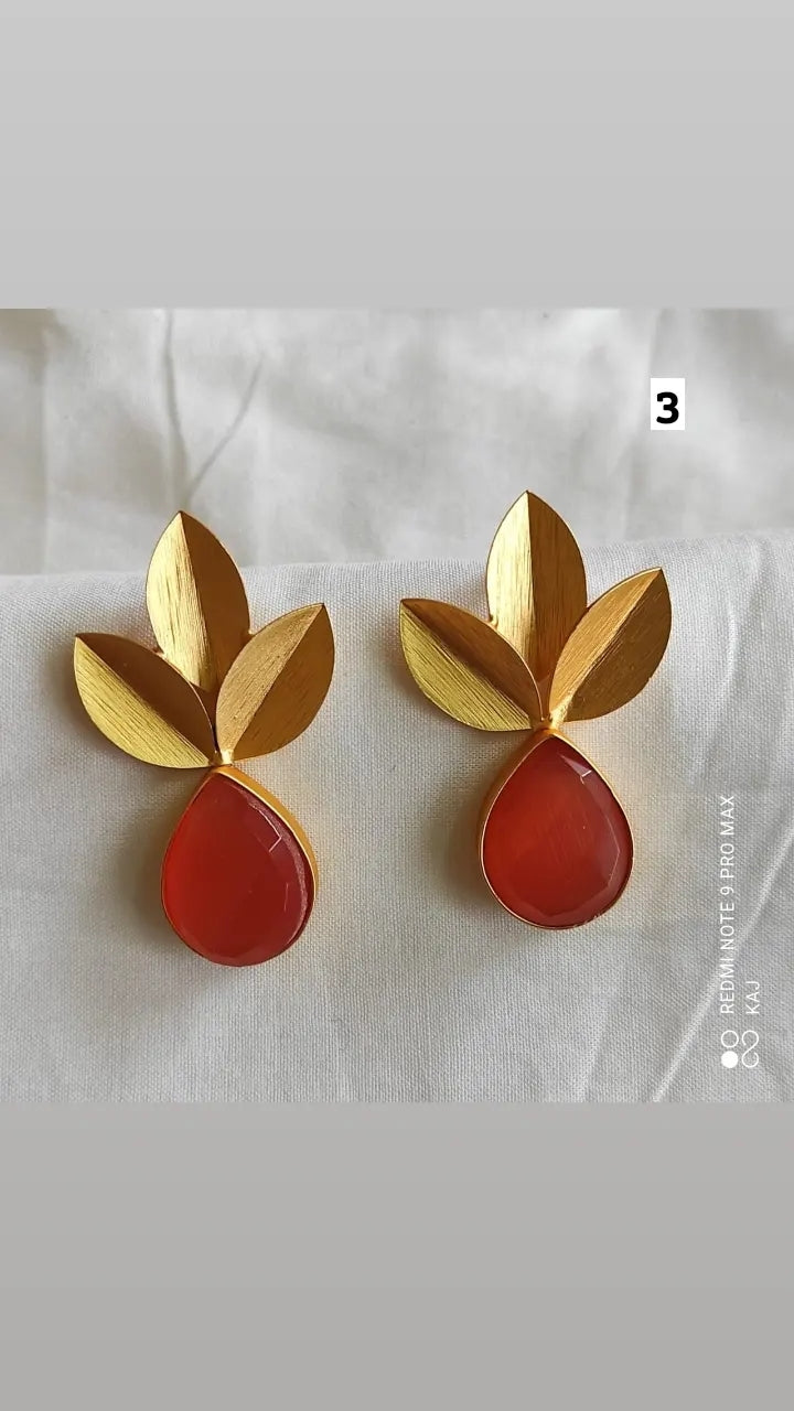 Leaf Studs With Glass Stone