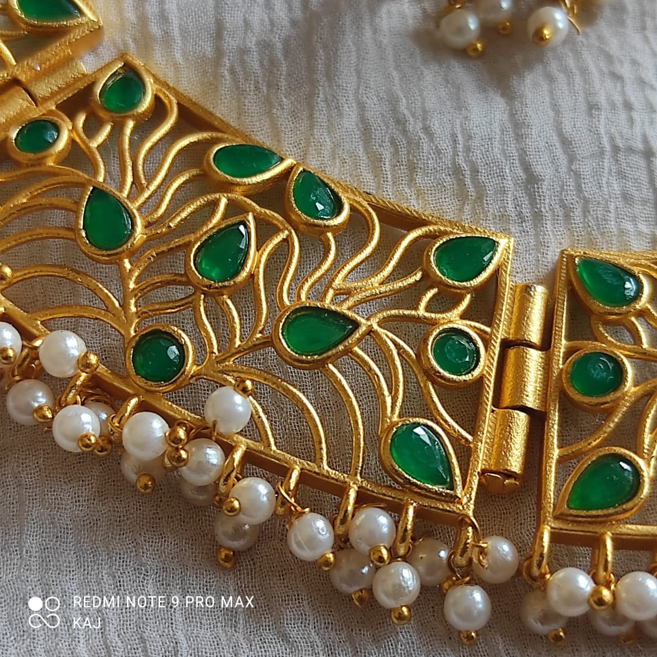 Matte Gold Chokerset