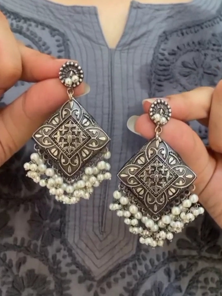 Geometric Pearl Studs