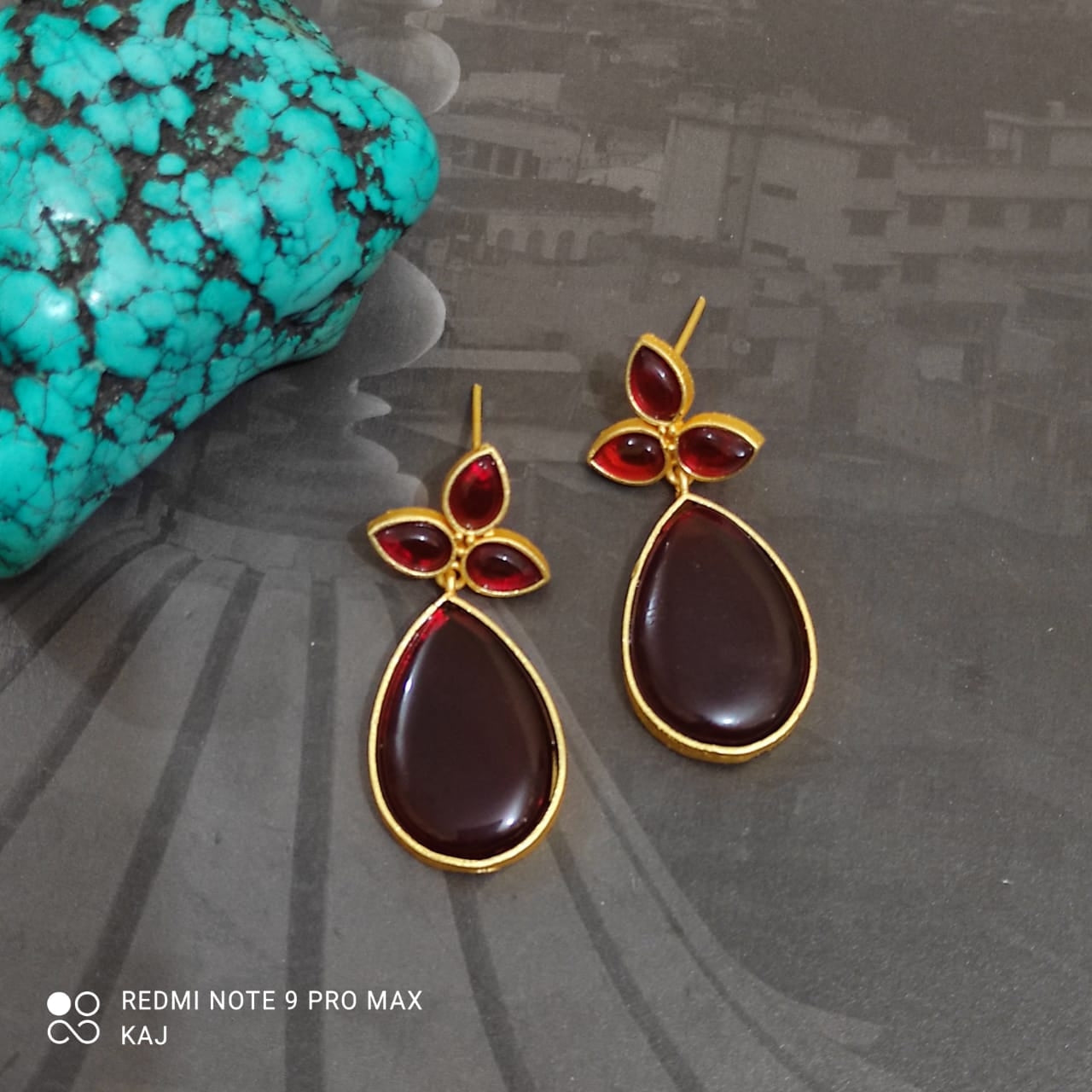 Matte Gold Stone Earrings