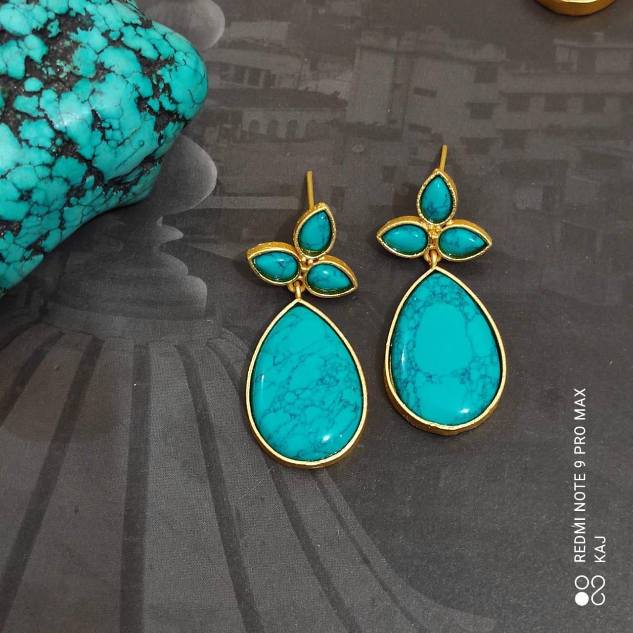 Matte Gold Stone Earrings