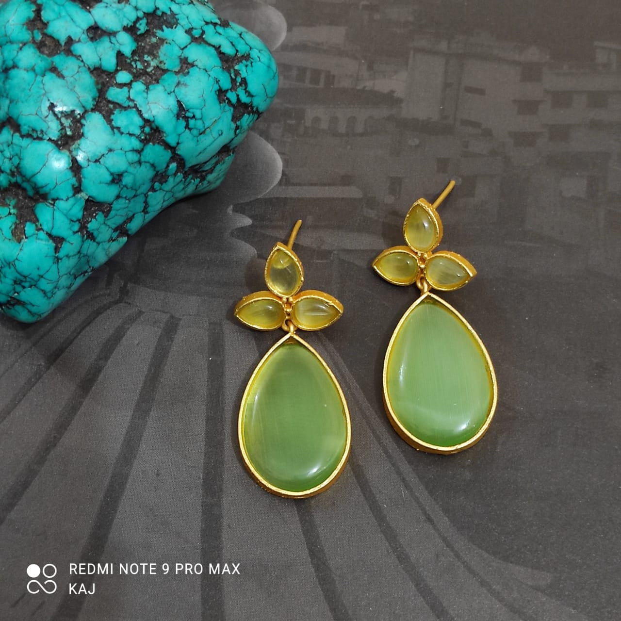 Matte Gold Stone Earrings