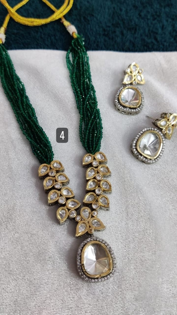 Foil Kundan Pearl Choker Set