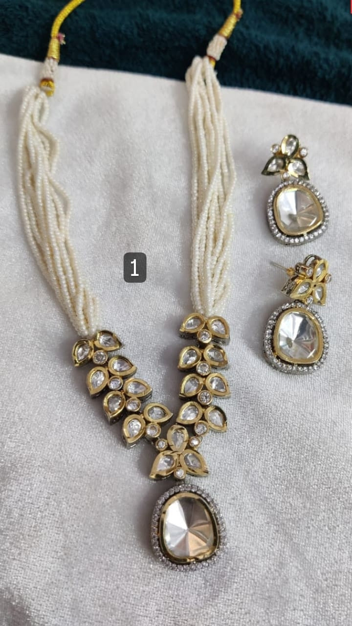 Foil Kundan Pearl Choker Set
