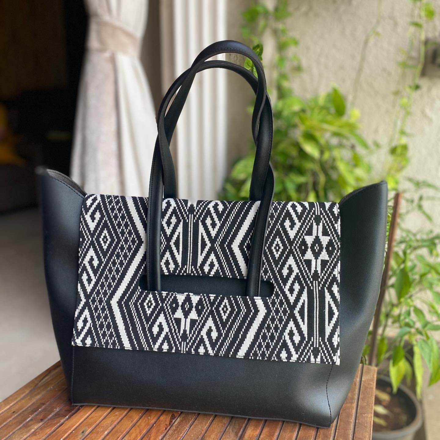 Office Wear Tote bag