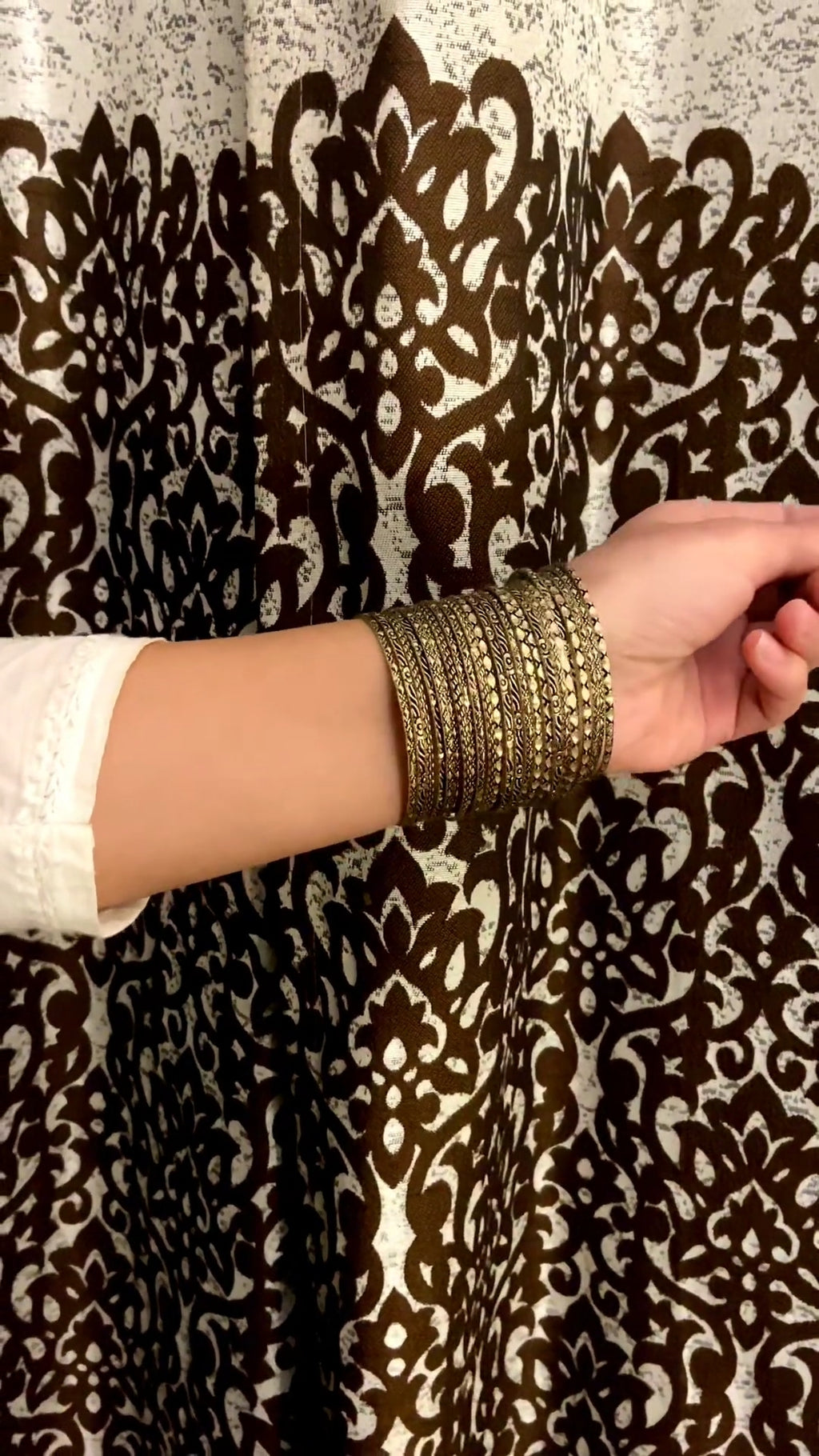 Simple Gold Tone Bangles