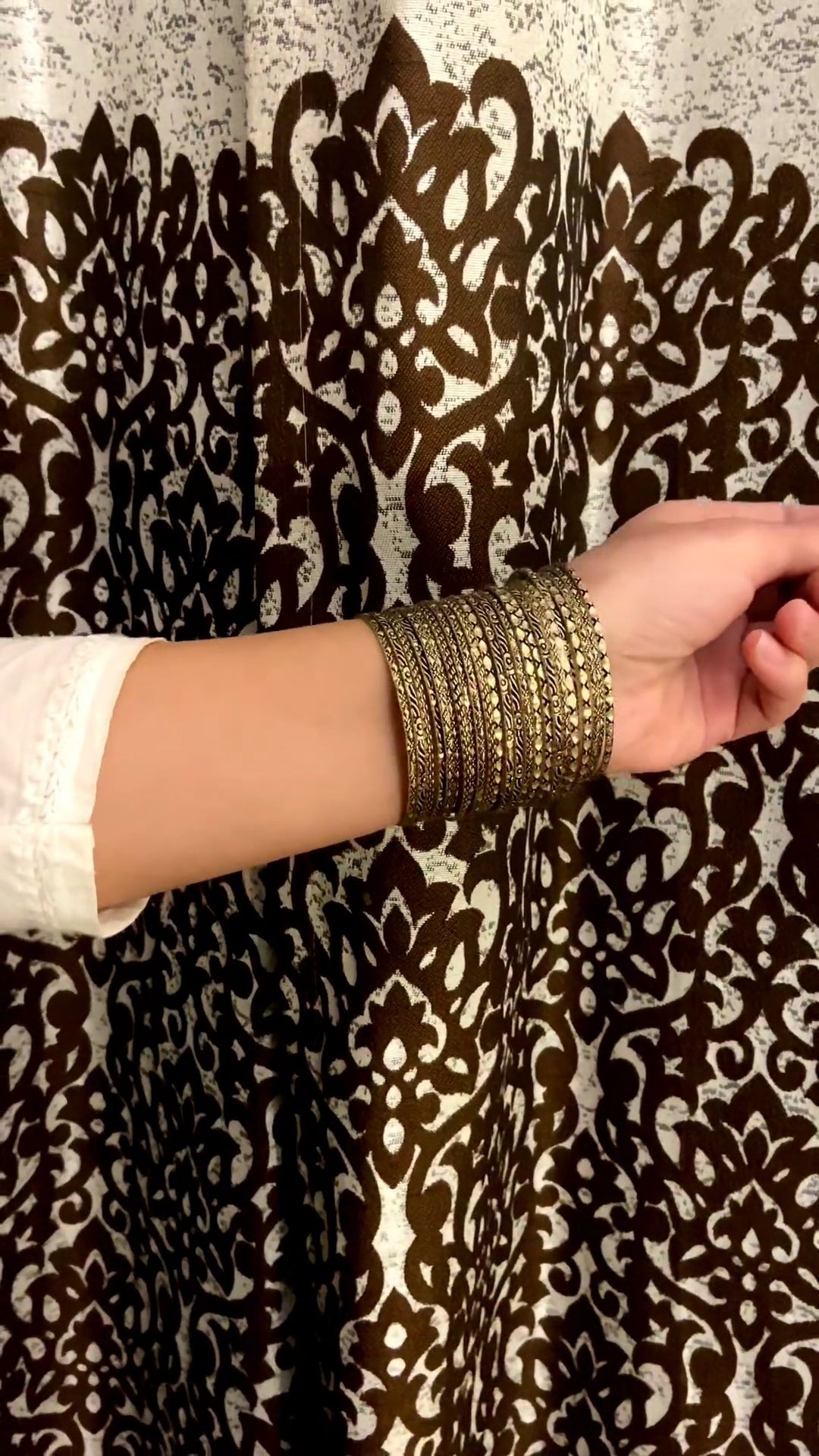 Simple Gold Tone Bangles