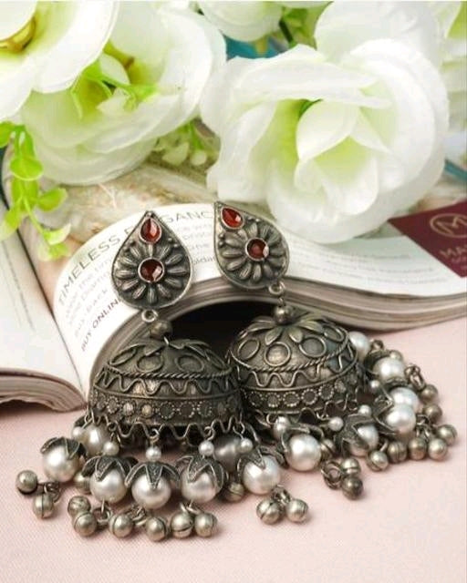 Ahaana's Black Polish Jhumka