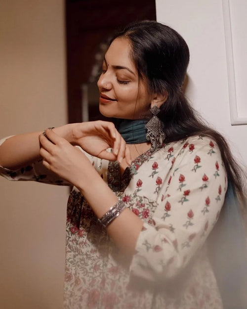 Ahaana's Black Polish Earrings