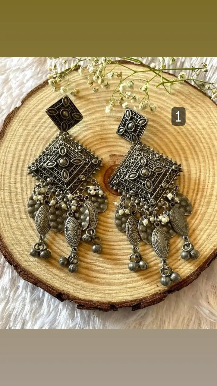 Ahaana's Black Polish Earrings