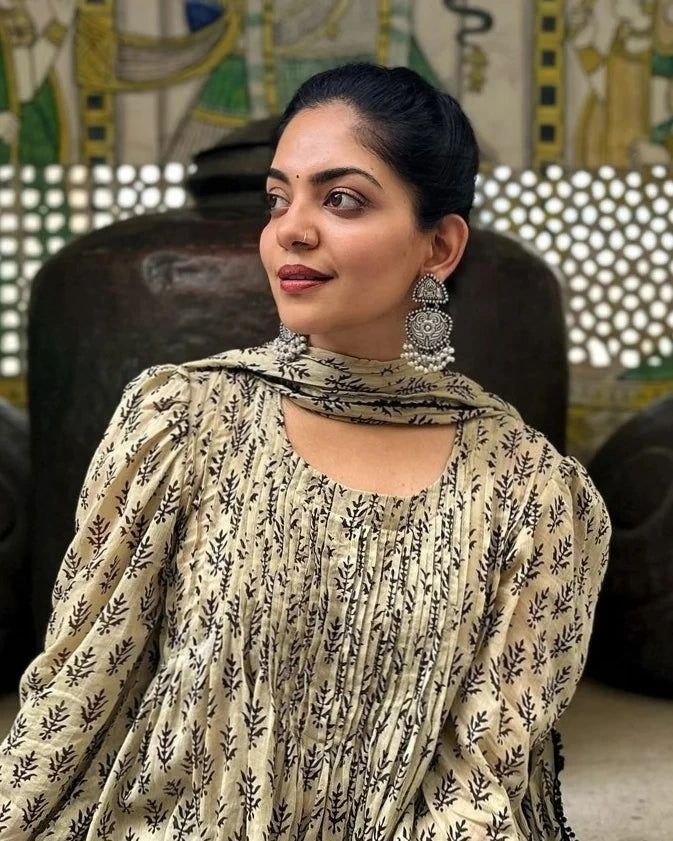 Ahaana's Silver Look-alike Pearl Earrings