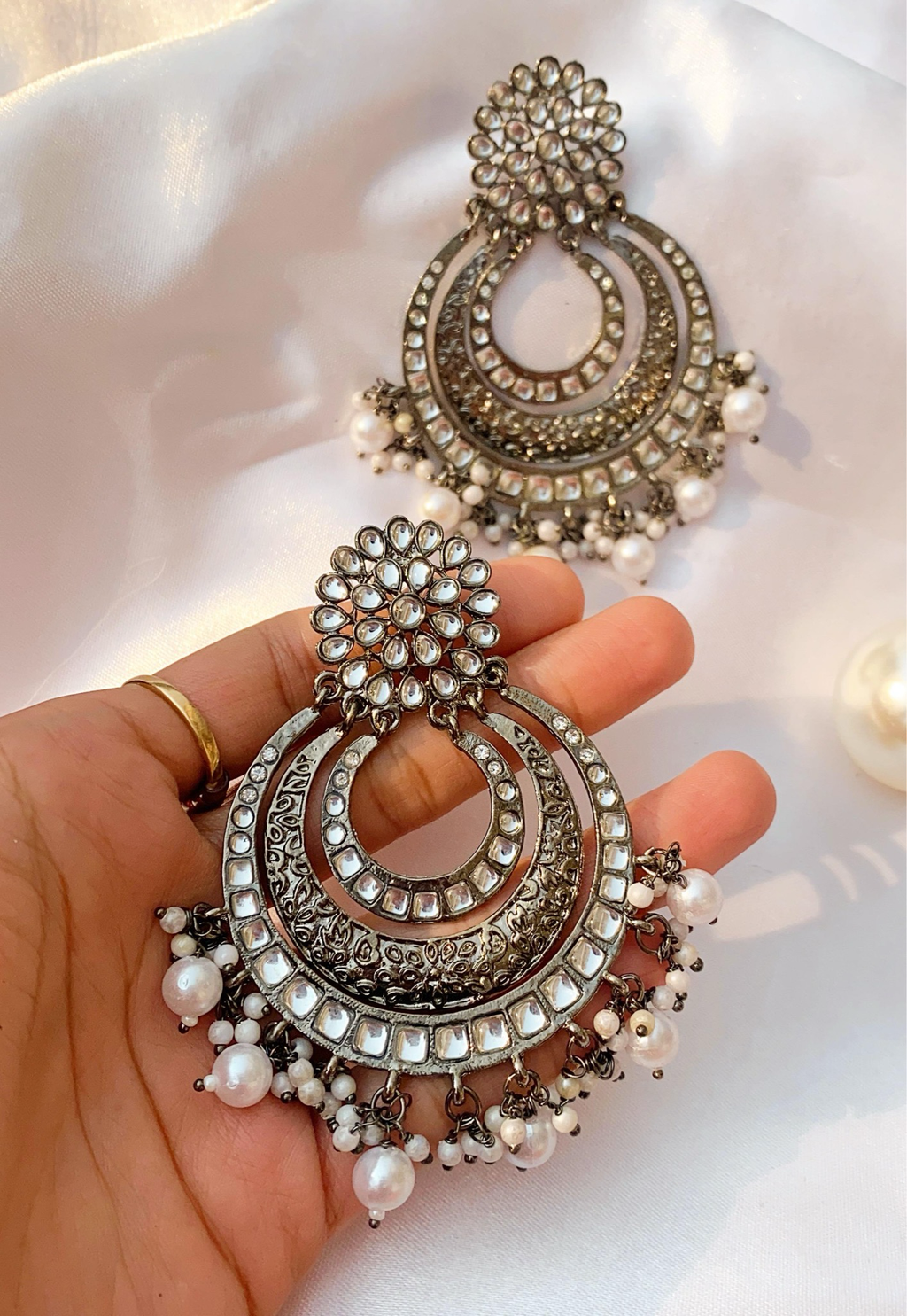 Bollywood Chandbalis