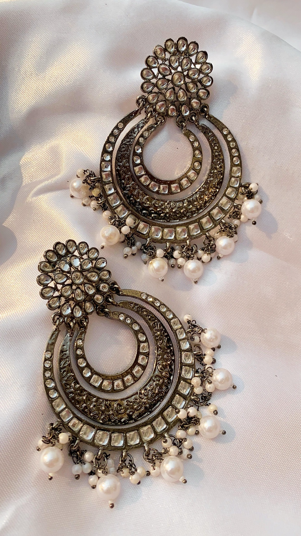 Bollywood Chandbalis