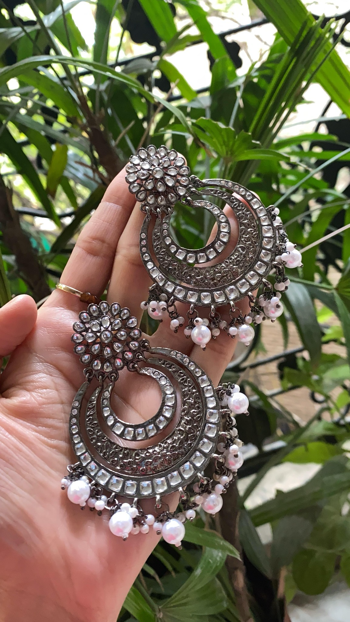 Bollywood Chandbalis