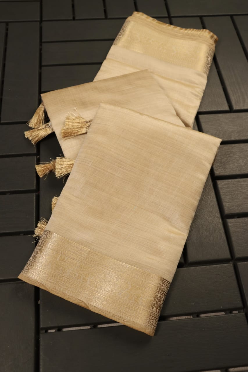 Plain Tussar Silk Saree