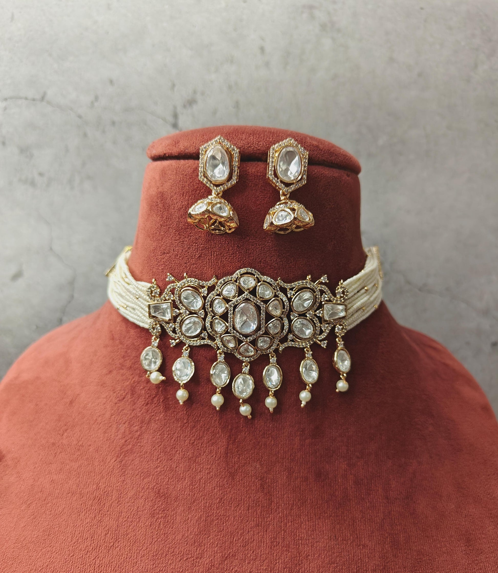 Ahmedabadi Polki Pearl Chokerset