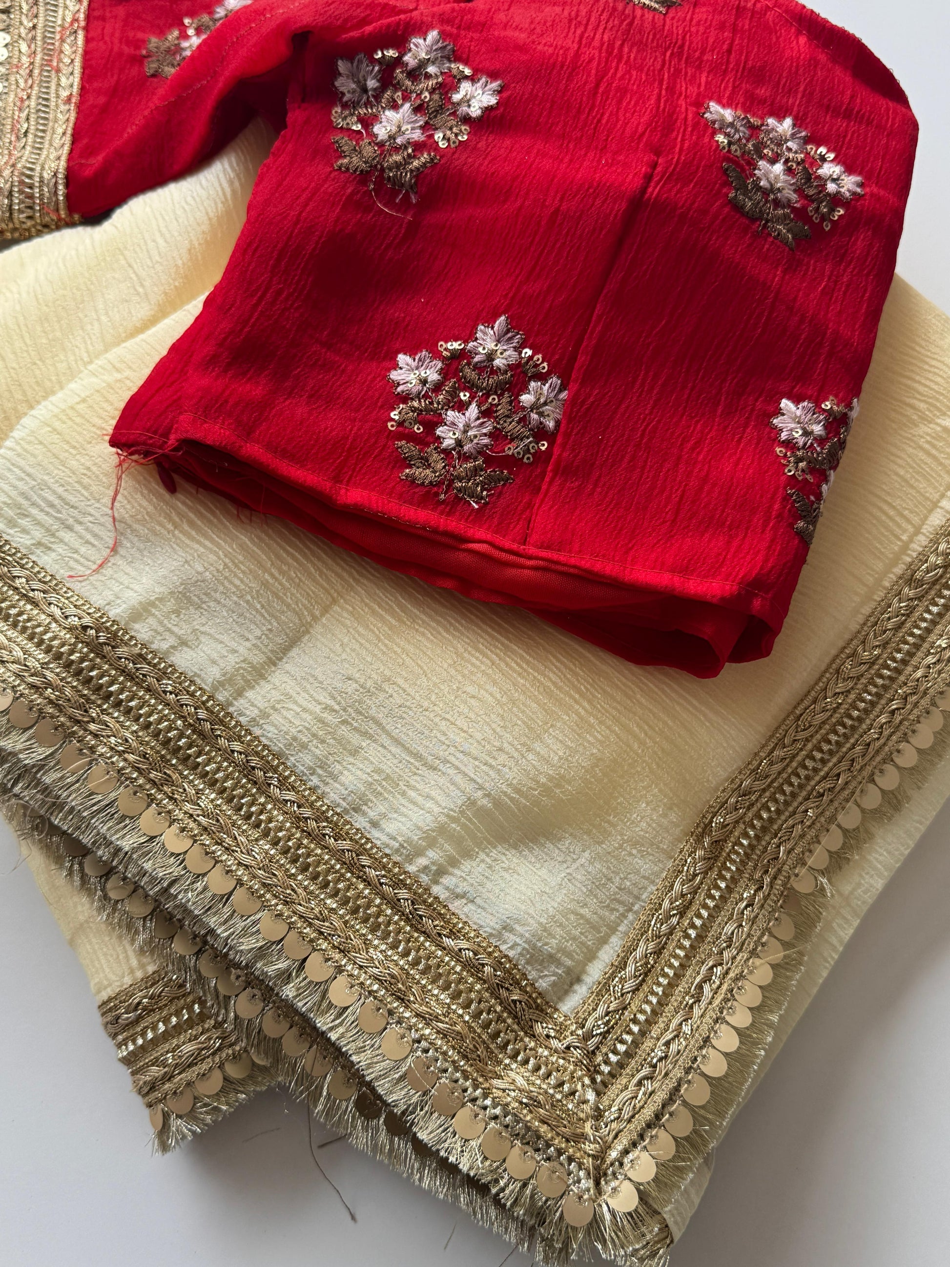 Banarasi Crush Saree With Lace Border