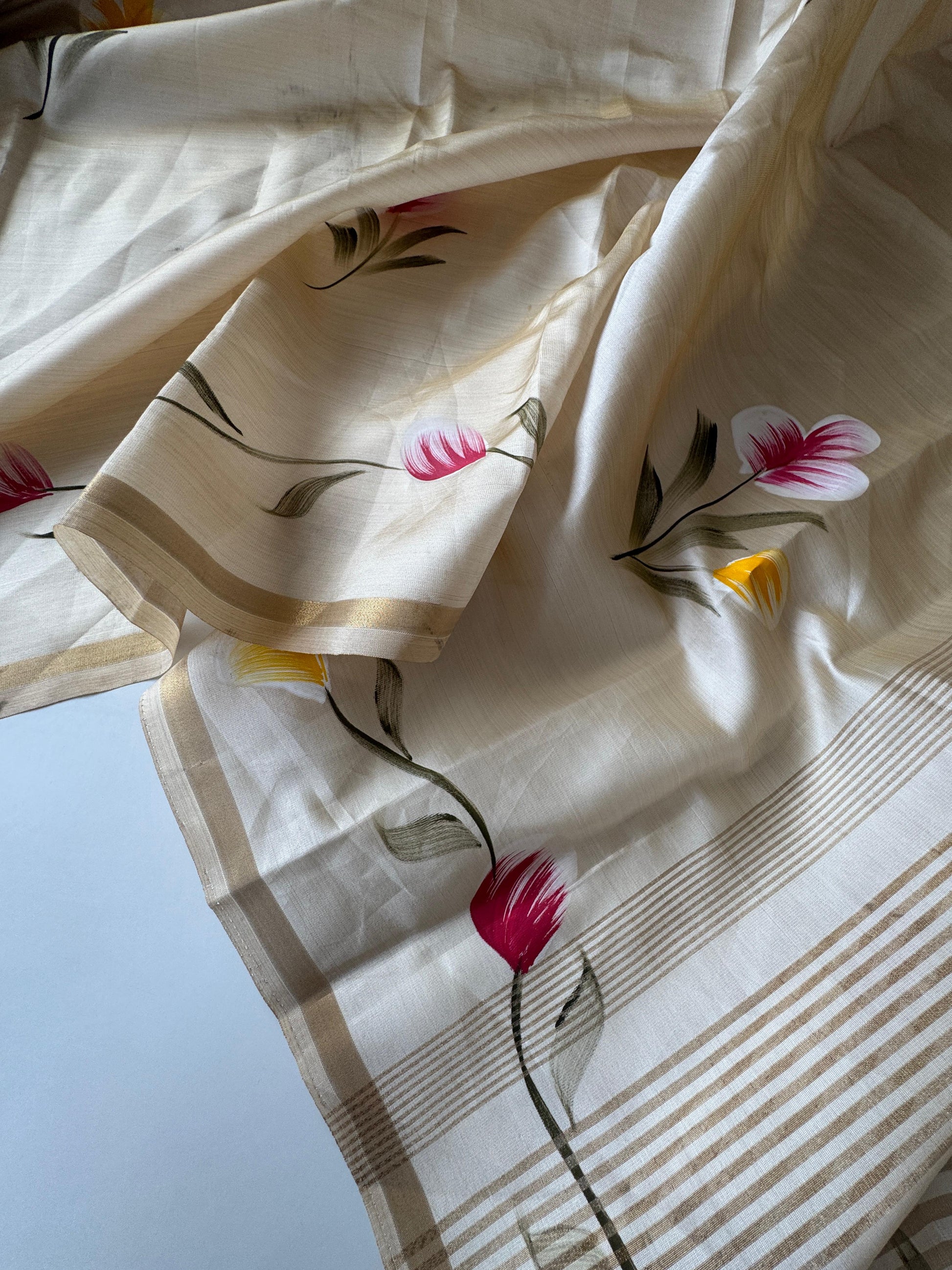 Soft Tussar Saree With Floral Design