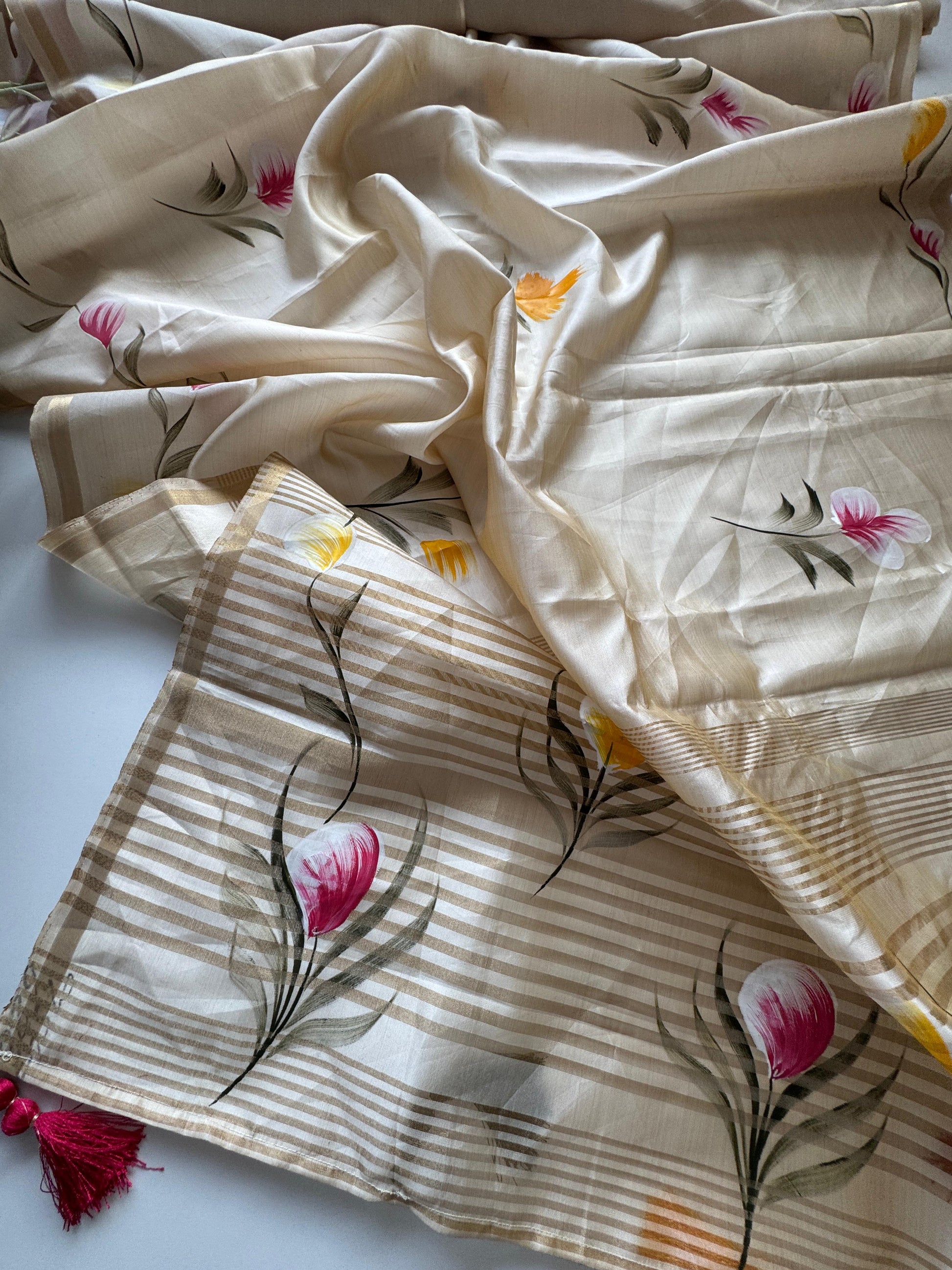 Soft Tussar Saree With Floral Design