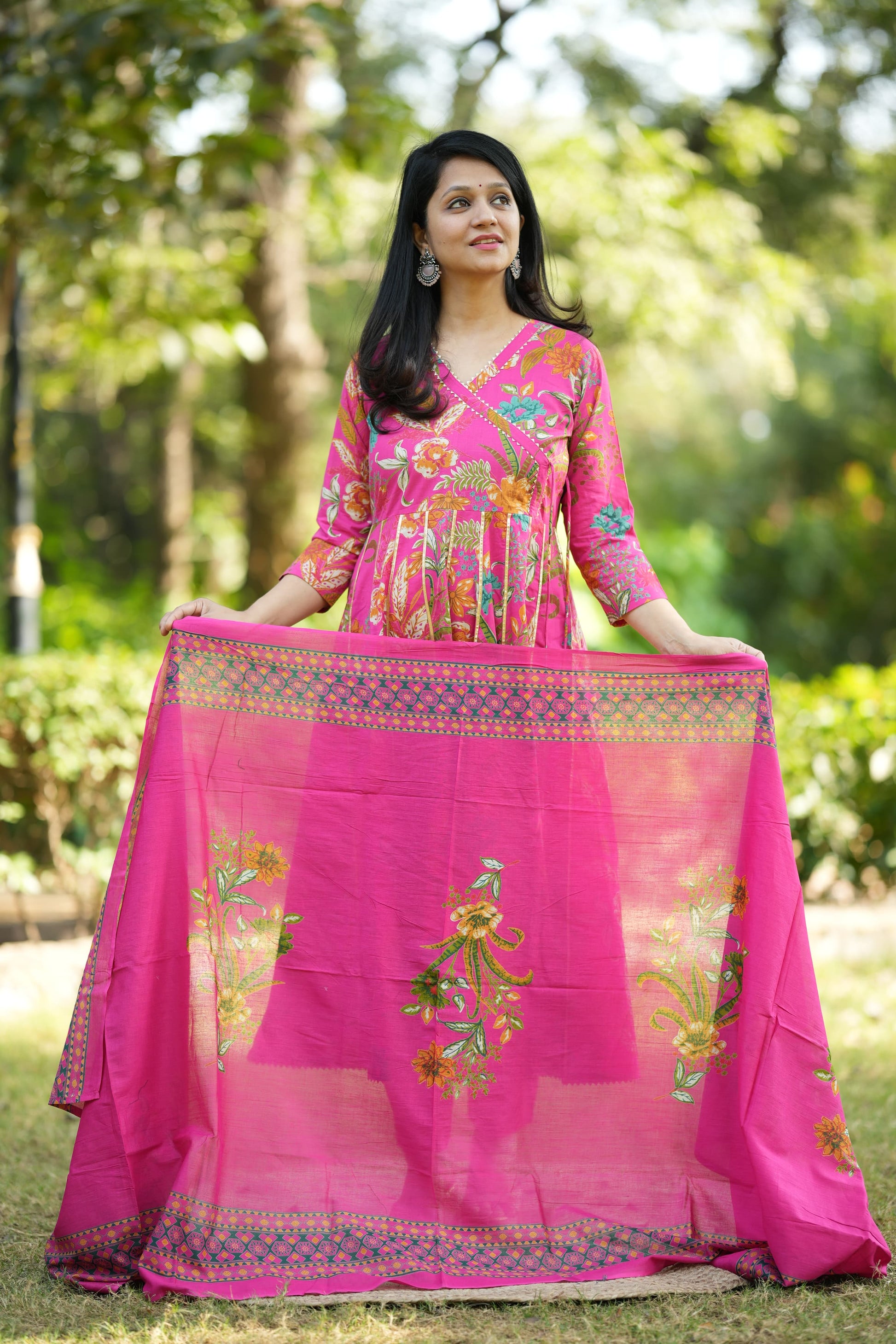 Pink Floral Anarkali Kurtaset
