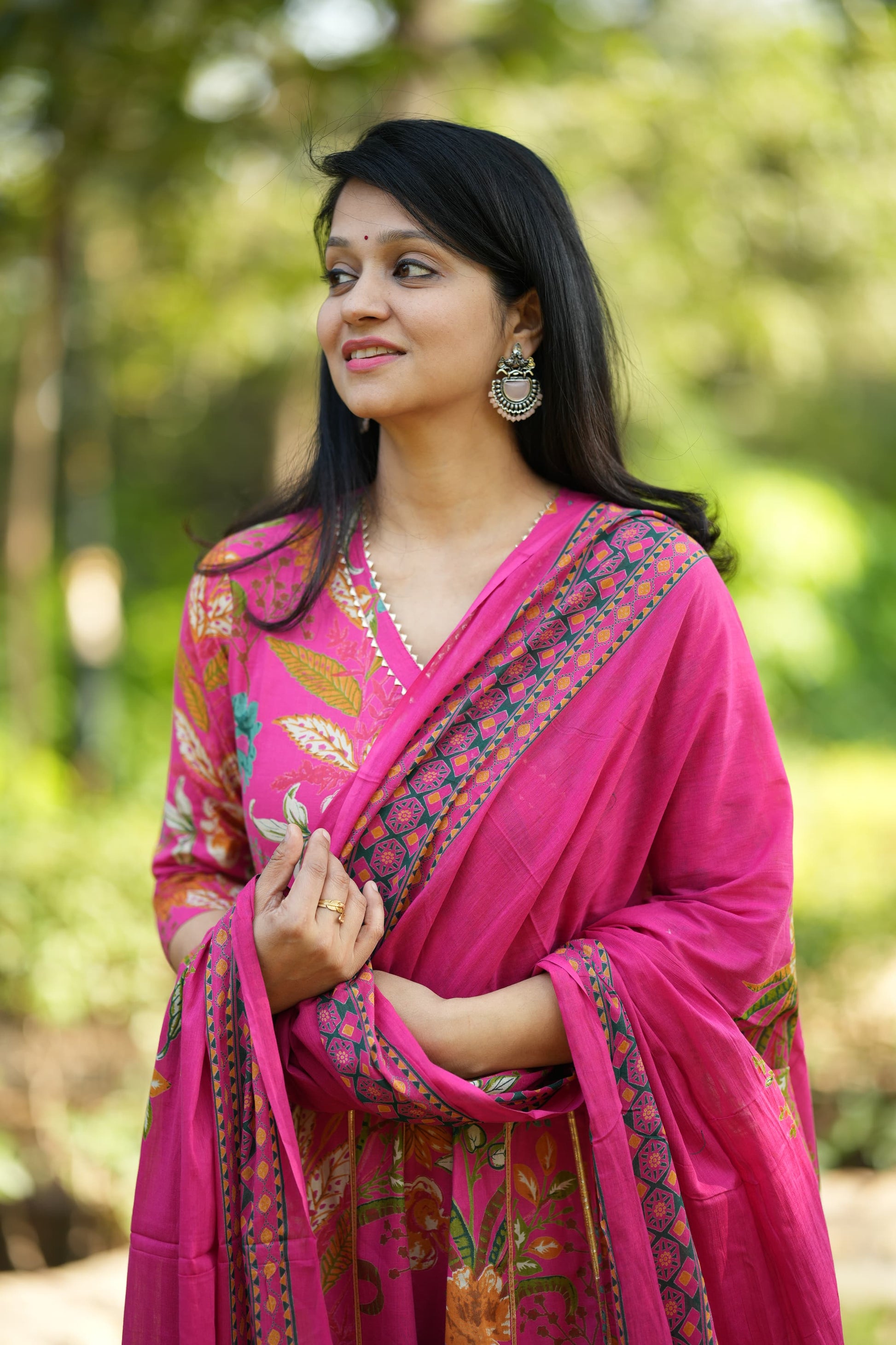 Pink Floral Anarkali Kurtaset