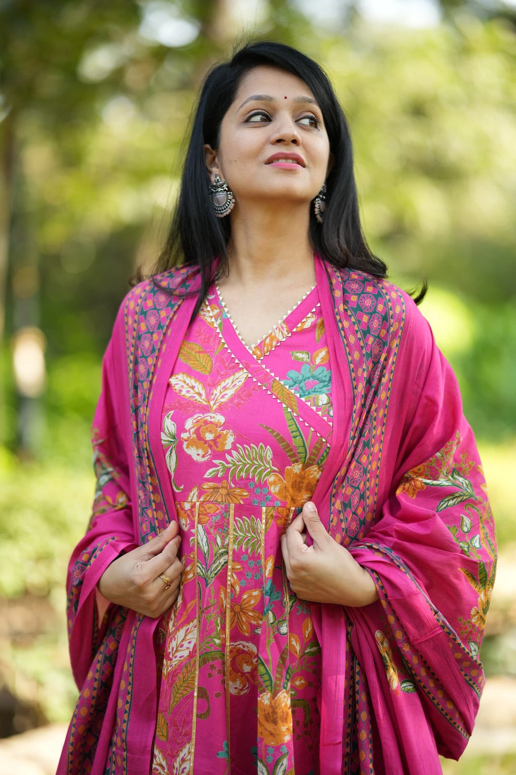 Pink Floral Anarkali Kurtaset
