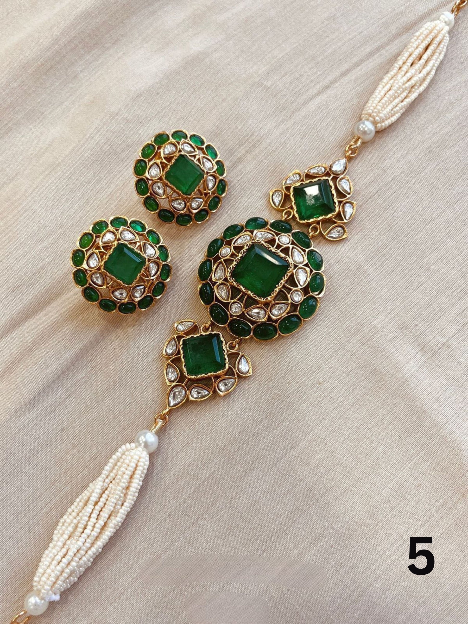 Ahmedabadi Pearls Choker Set