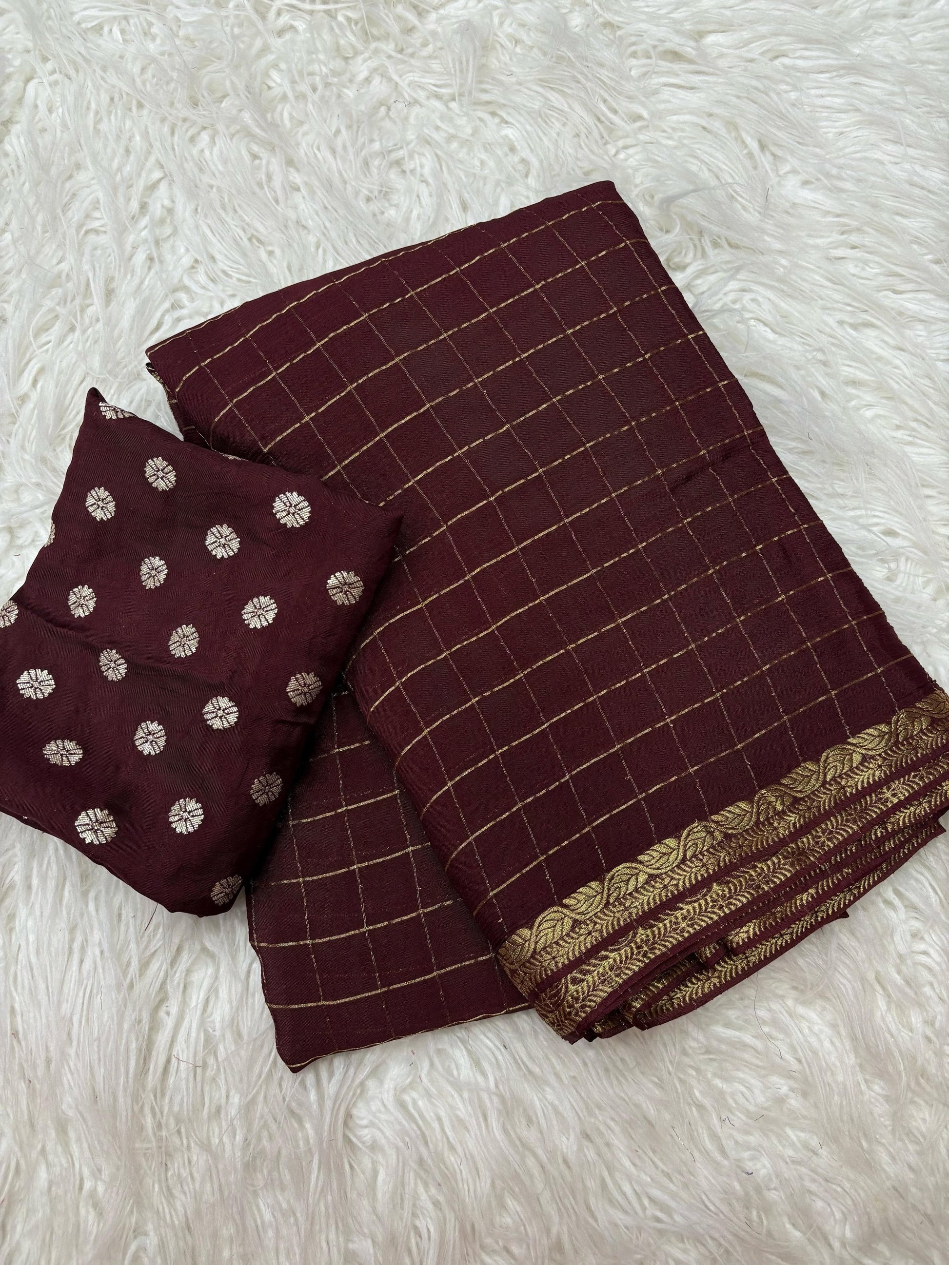 Chinnon Viscose Partywear Saree