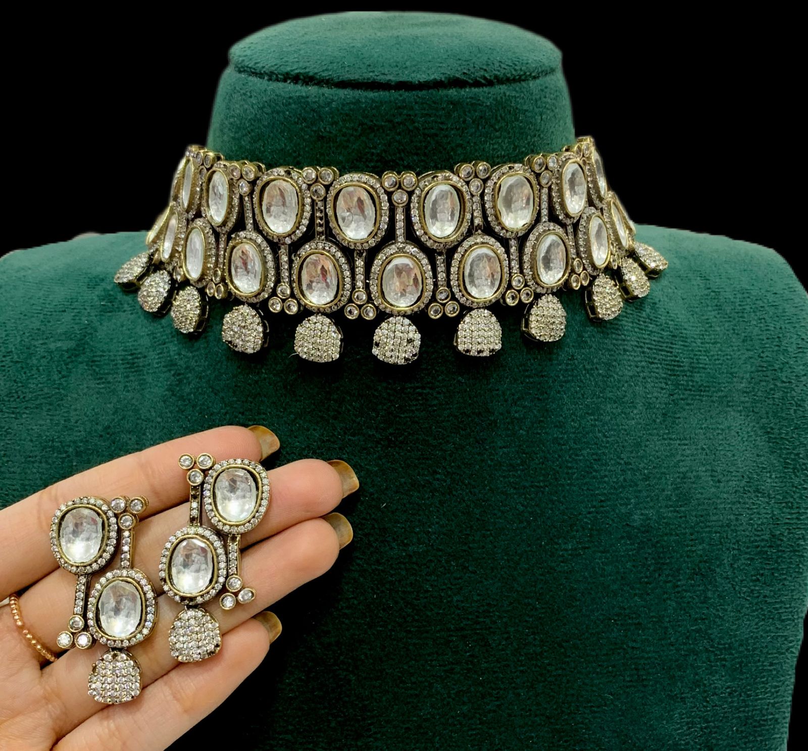 Intricate Polki Chokerset