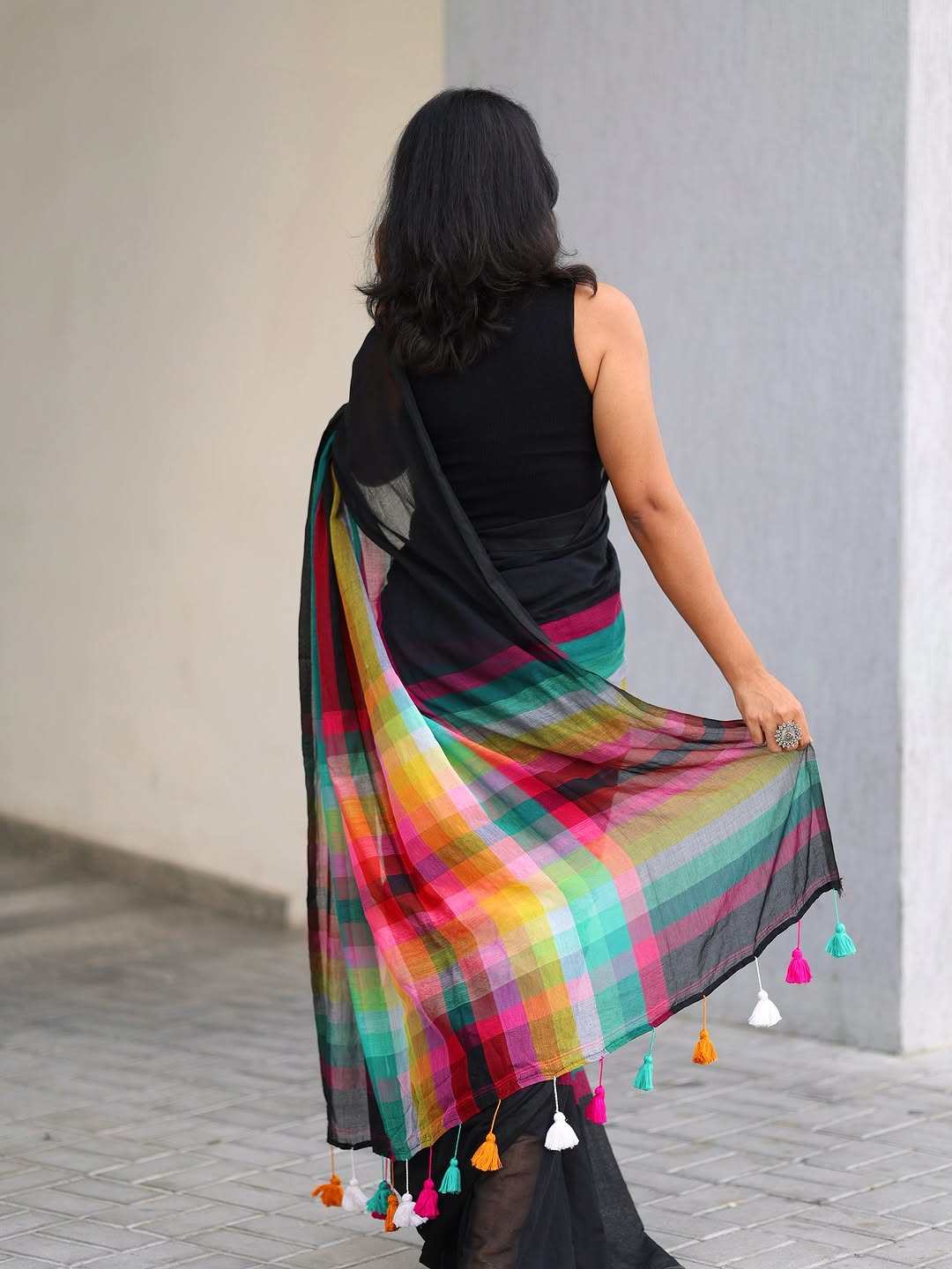 Rainbow Pallu Black Linen Saree